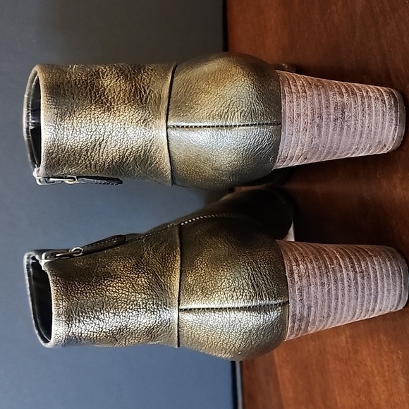 Cole Haan Nike Air Metallic boots Size 7B - Picture 2 of 8